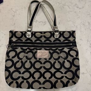 Coach Poppy Op Art Glam Tote – Style No. 15331